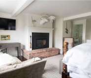 Que-Sera-Sera-Fireplace