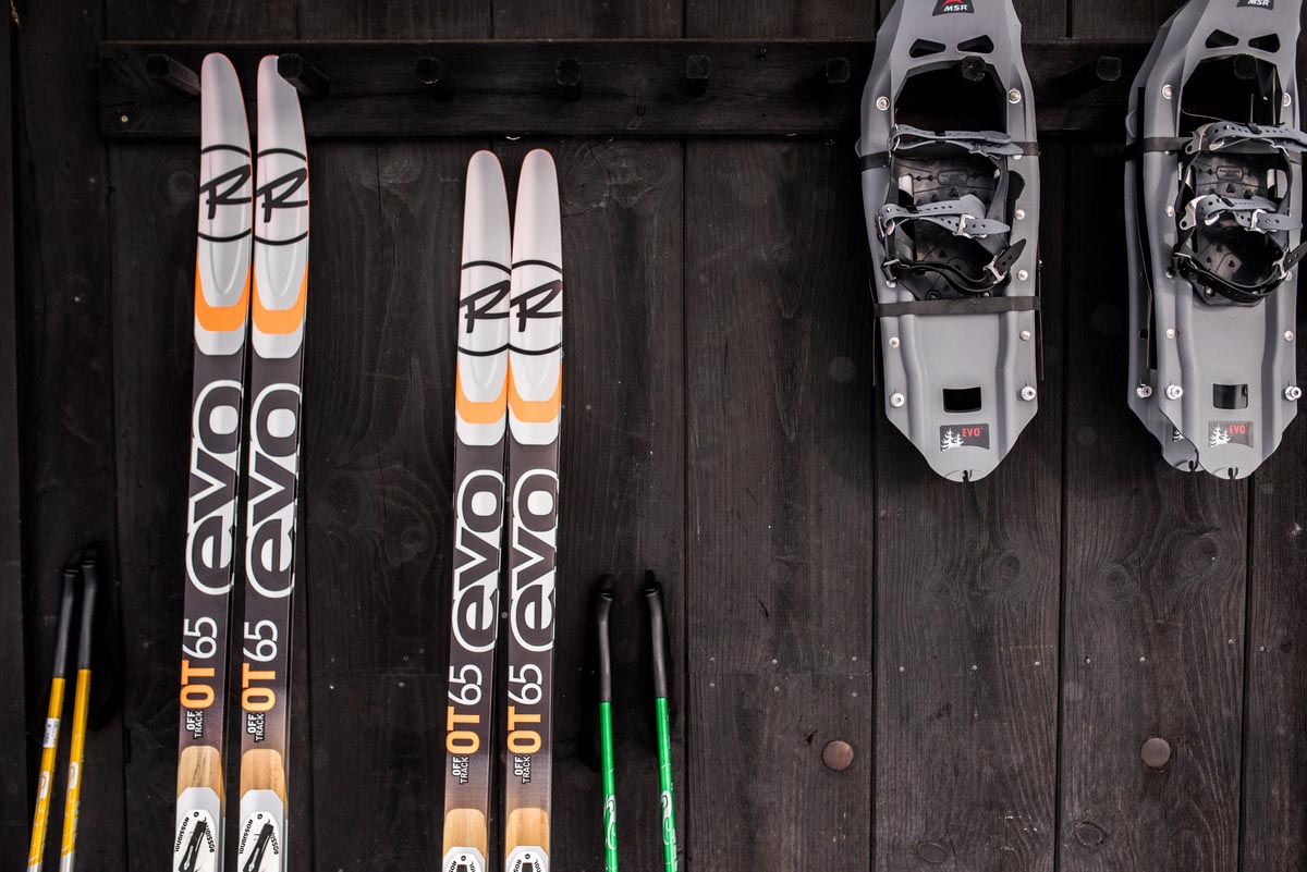 Nordic skis and snowshoes